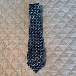 Oscar de la Renta Navy and Silver Geometric Tie